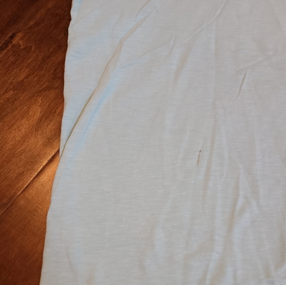 Lot of 3 American Eagle shirts- 2M, 1L - Picture 11 of 12